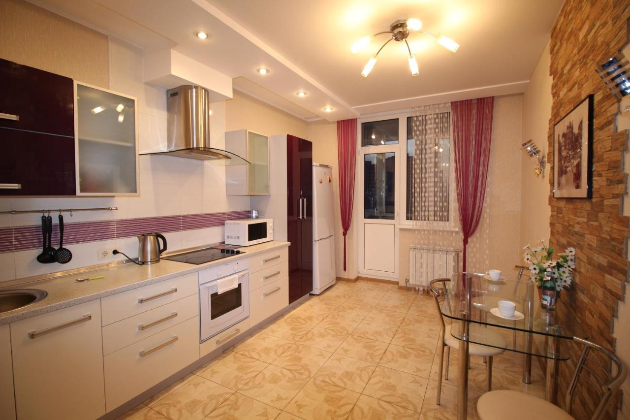 Panoramic View Lux Apartment On Metro Osokorky Kiev Ngoại thất bức ảnh